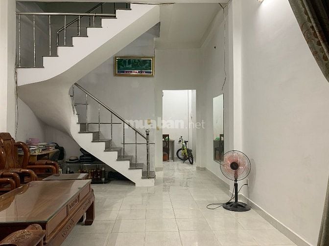 Chính chủ cần cho thuê nhà nguyên căn 84m2 gồm 2pn, 2wc 9tr/tháng