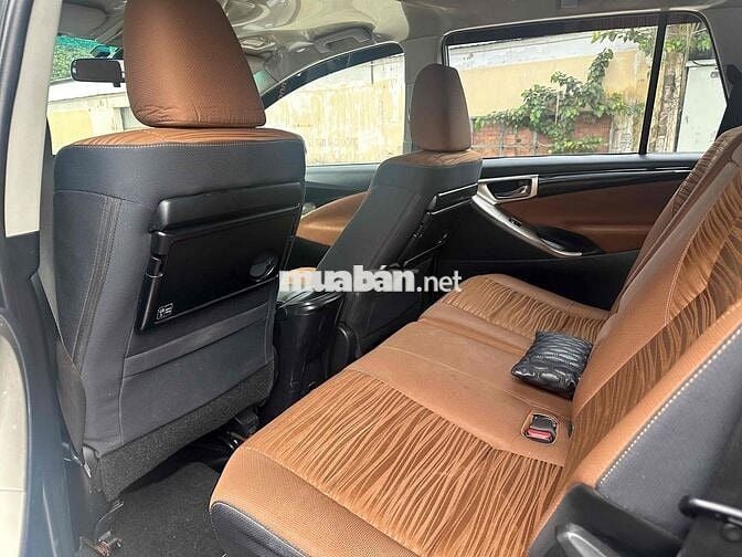 TOYOTA INNIVA G tự động 7 c xe đẹp giảm giá kịch k