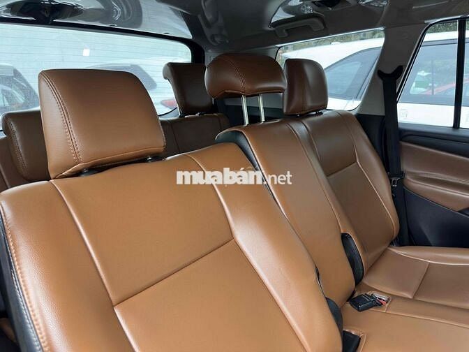 Toyota Innova E số sàn 7c GIẢM SÂU ĐÓN TẾT