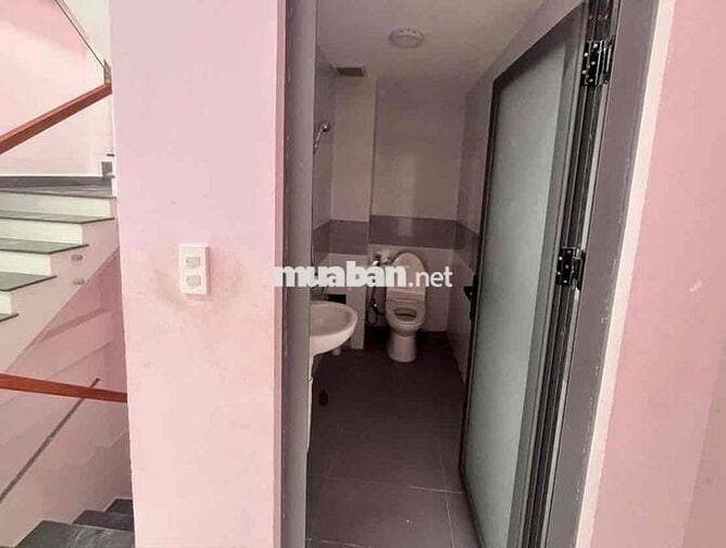 MẶT BẰNG NHÀ 3 TẦNG TRỐNG SUỐT HẺM XE TẢI LIỀN KỀ VẠN PHÚC CITY