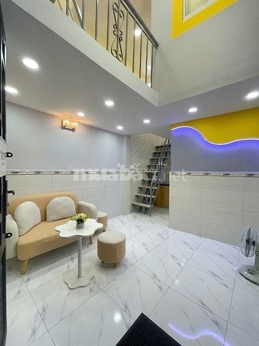 Nhà SHR dt 17m2 đúc lững 1 lầu 2pn hẻm Huỳnh Thiện Lộc, Q. Tân Phú