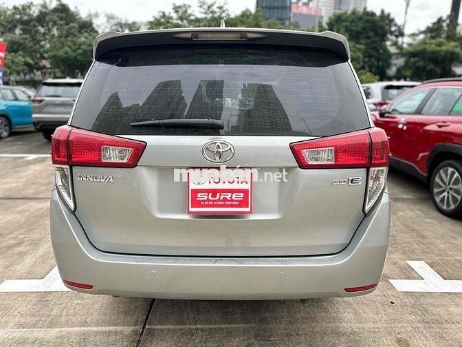 Toyota Innova E số sàn 7c GIẢM SÂU ĐÓN TẾT