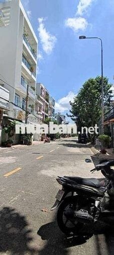 Nhà MT , Tân Phú 12 phòng cho thuê , 16m . Thu nhập cao