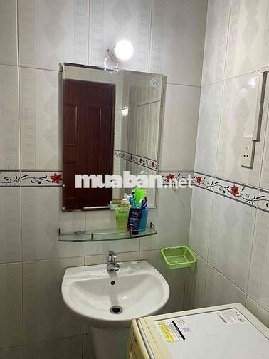 Căn hộ rộng 30m, mặt tiền tạ quang bửu, Q8. Full nội thất