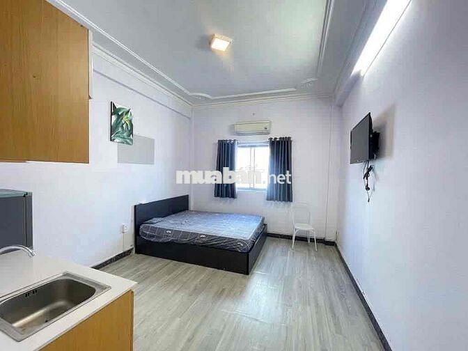 CHDV STUDIO 25M2 CỬA SỔ TRỜI FULL NỘI THẤT MẶT TIỀN ĐƯỜNG NGUYỄN TRÃI