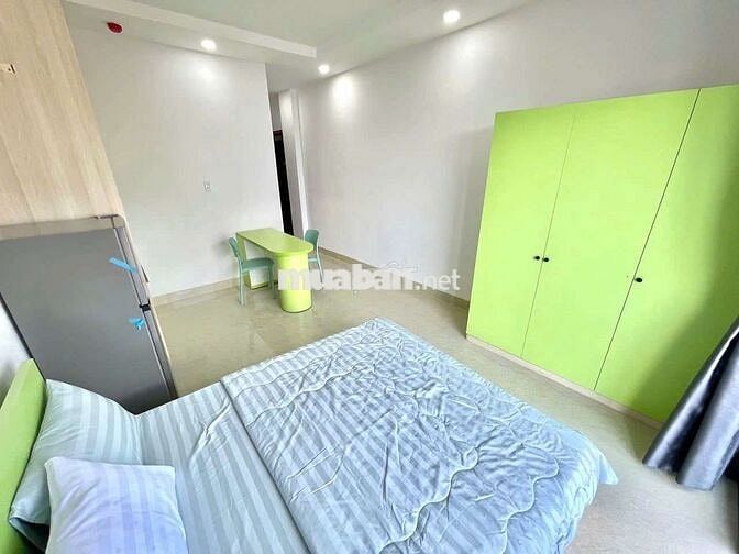 Căn Hộ Studio 40m2 Ban Công Full Nội Thất Cao Cấp Thang Máy Hầm Xe