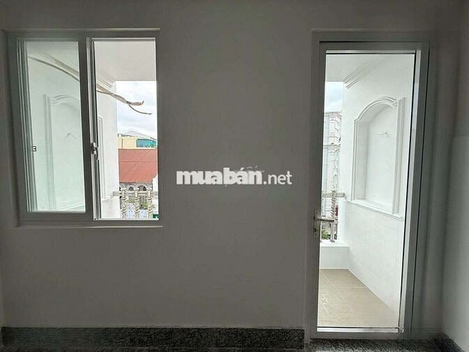 CHO THUÊ NHÀ MẶT TIỀN TRẦN HƯNG ĐẠO P7 Q5