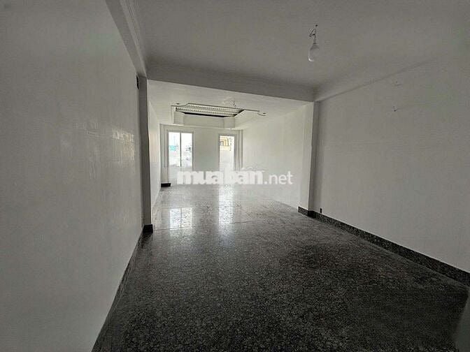 CHO THUÊ NHÀ MẶT TIỀN TRẦN HƯNG ĐẠO P7 Q5