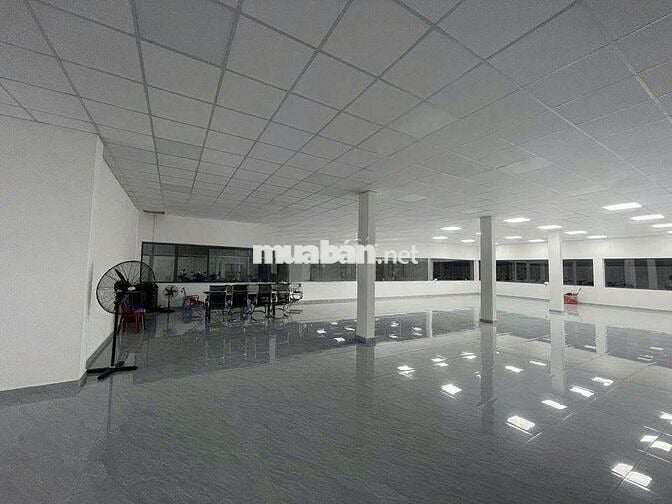 CHO THUÊ NHÀ MẶT TIỀN VÕ VĂN KIỆT P1 Q5