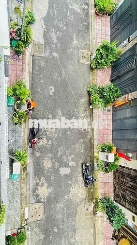 Bán Nhà 5 Tầng Mái Thái Đường Nguyễn Ảnh Thủ, Hẻm 8m Có Lề, 4.05*15m