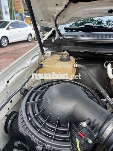 đỗi xe mới cần bán witrak 3.2  hai cầu số tự động