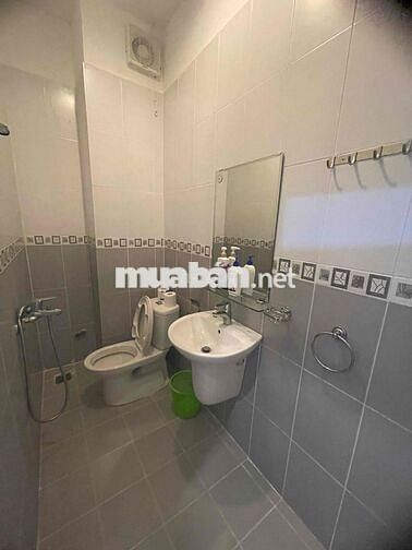 Phòng trọ Khánh Hội an ninh, sạch sẽ, yên tĩnh