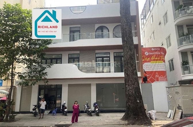 Cho thuê Nhà góc 2 Mặt Tiền : Bùi Thị Xuân, Phường Bến Thành, Quận 1, 