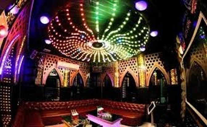 KARAOKE LET'S SING VIP CẦN GẤP 6 PHỤC VỤ BAO CHỔ Ở