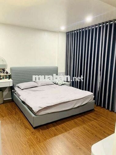 Chỉ 10,65 tỷ-Đa Sỹ-48m-Thang máy - Mặt ngõ Ôto qua- Lô góc-Kinh doanh