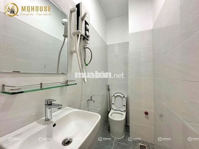 căn hộ ban công sát bên aon tân phú