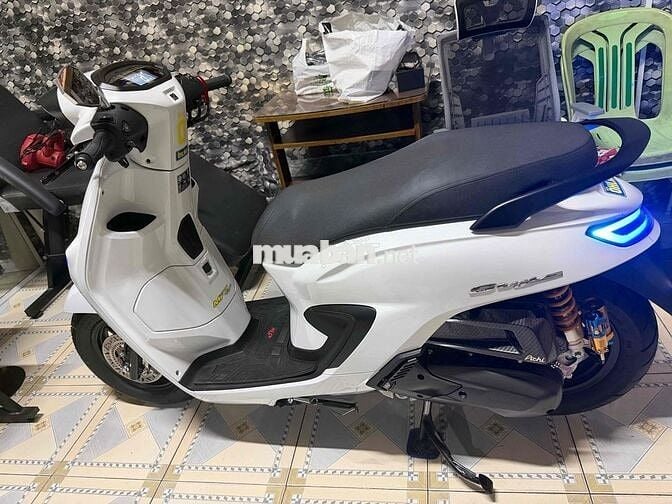 stylo custom full đồ chơi ngon lành mới lên