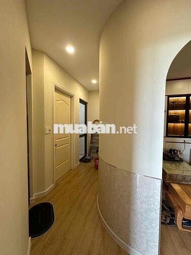 Căn hộ full nội thất cao cấp đã sửa chữa thành 3pn