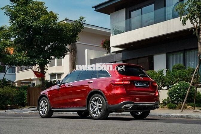 Mercedes GLC300 4Matic 2019, Bank 90%