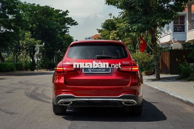 Mercedes GLC300 4Matic 2019, Bank 90%