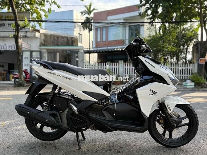 Air Blade 2017 B.số 92 Góp trả trước 5tr dắt xe