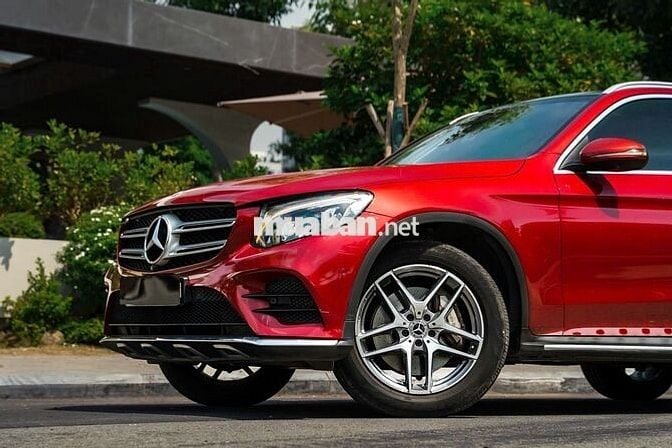 Mercedes GLC300 4Matic 2019, Bank 90%