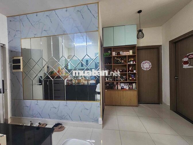 Căn hộ full nội thất cao cấp đã sửa chữa thành 3pn