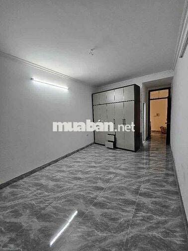 NHÀ ĐẸP TÂN MAI - 32M2 - 5 TẦNG - BA GÁC VÀO TẬN CỬA - 6,95T