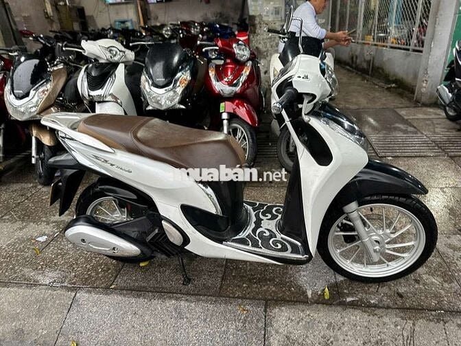 Honda SH mode 2023 mới 90% Bstp chính chủ