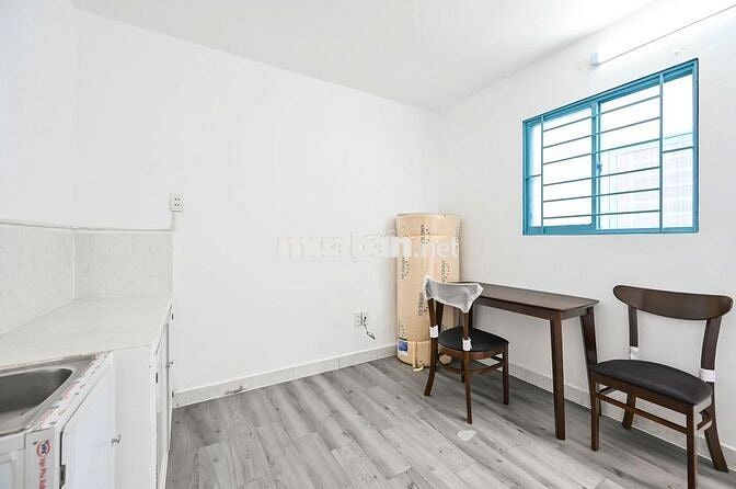 Phòng rộng 32m2 ngay trong KDC Kiều Đàm, gần Cầu Rạch Ông, Quận 4,1,8