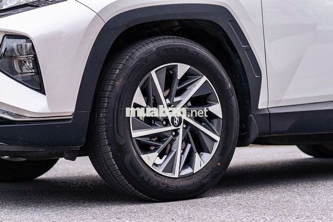 Hyundai Santa Fe 2024 2.5 Xăng - 20000 km