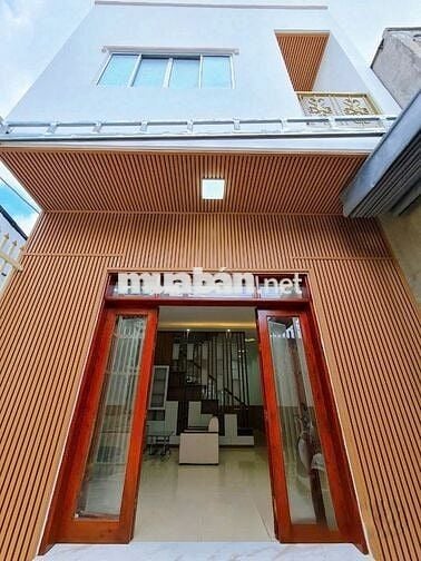 BÁN NHÀ MỚI ĐẸP - NẰM NGAY - PHỐ ẨM THỰC - GẦN TRƯỜNG - ĐẠI HỌC CT