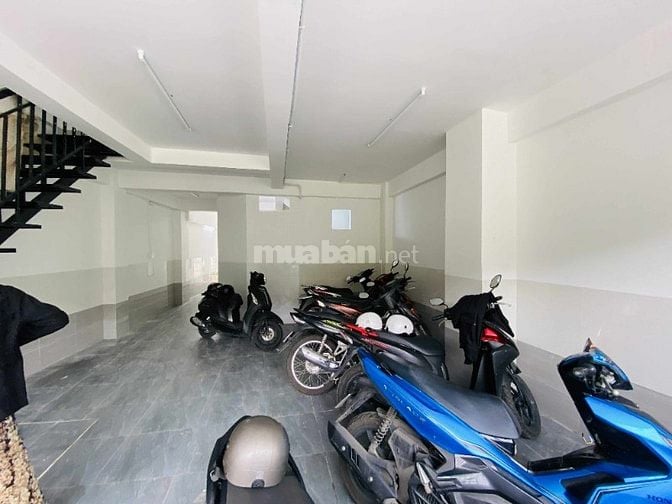 S.iêu phẩm CHDV 5 tầng, HXH, 16 phòng chỉ 11 T.ỷ