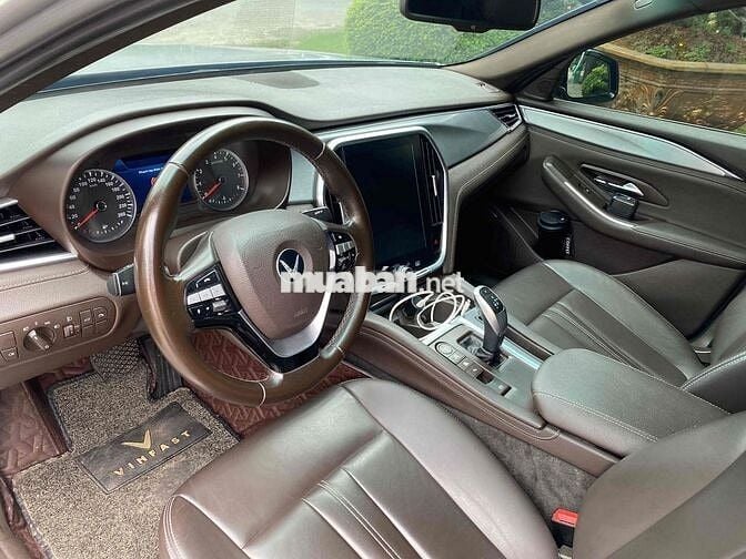 vin lux A2.0 bản premium