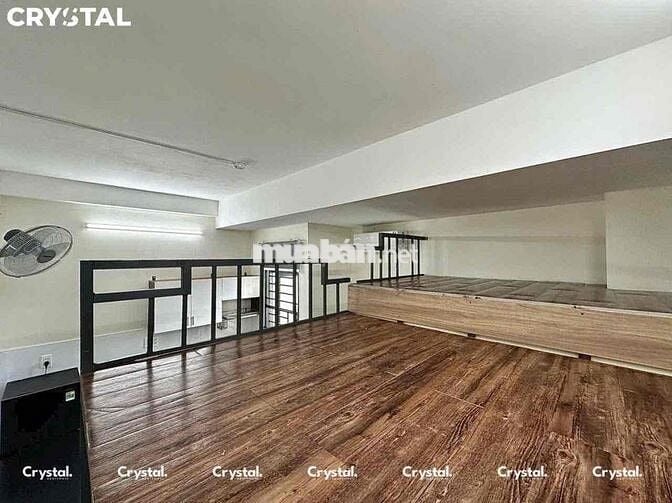 PHÒNG CÓ GÁC MỚI XÂY FULL NỘI THẤT CỬA SỔ TRỜI NGAY CÔNG THƯƠNG