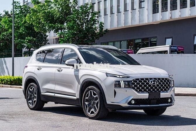 Hyundai Santa Fe 2024 2.5 Xăng - 20000 km