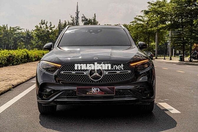 Mercedes GLC300 AMG Model 2024 All new Siêu lướt