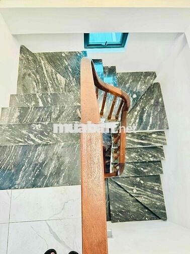 BÁN NHÀ RIÊNG NHỔN - 33M2 - Ô TÔ ĐỖ CỔNG - 4,5 TỶ