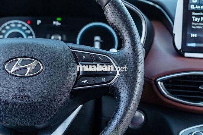 Hyundai Santa Fe 2024 2.5 Xăng - 20000 km