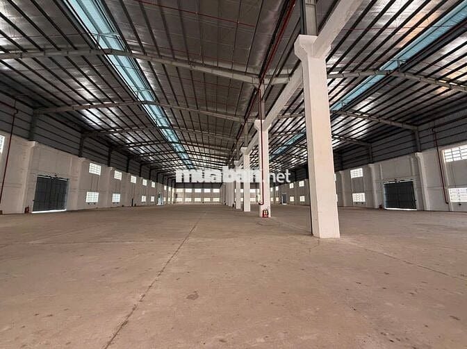 CHO THUÊ NHÀ XƯỞNG 5200M2 GIÁ TỐT TẠI CCN BẾN LỨC, LONG AN