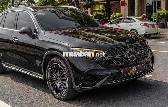 Mercedes GLC300 AMG Model 2024 All new Siêu lướt