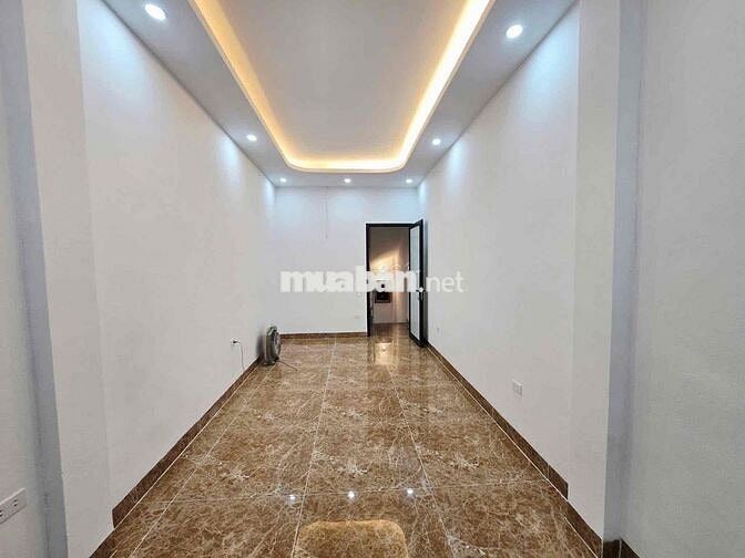 💥7,6 TỶ CÓ NHÀ THUỴ KHUÊ- TÂY HỒ- 30M2 -6 TẦNG- NGÕ BA GÁC- 30M RA PH