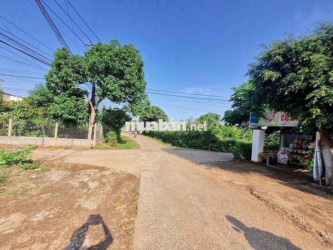 Lô Đất 2 Mặt Tiền Trước Sau Cao Thành Eakao