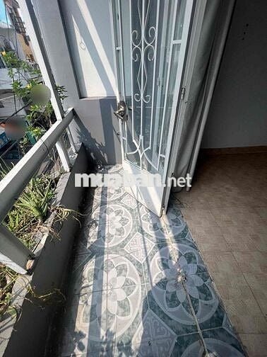 Cho thuê nhà mặt tiền đường Đội Cung P11 Q11