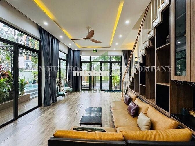 VILLA GẦN SÔNG HÀN – GẦN CẦU THUẬN PHƯỚC 4 PN HIỆN ĐẠI CÓ HỒ BƠI