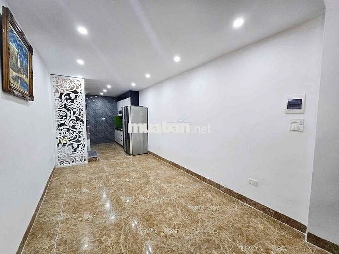 💥7,6 TỶ CÓ NHÀ THUỴ KHUÊ- TÂY HỒ- 30M2 -6 TẦNG- NGÕ BA GÁC- 30M RA PH