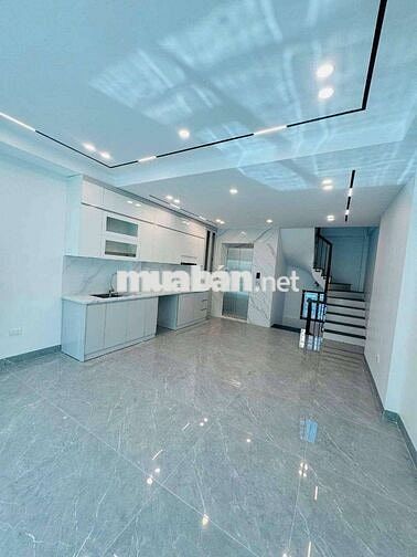 SIÊU PHẨM 6 TẦNG NGỌC THỤY Ô TÔ VÀO NHÀ