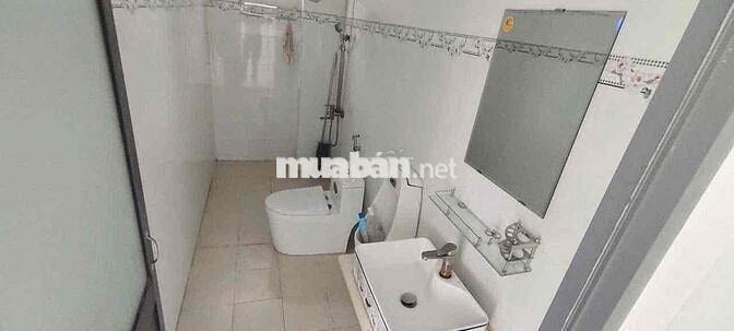 Cho thuê tâng lầu nhà KDC VIỆT SING,THUẬN AN, Nhà 2p ngủ,1p thờ 3,5tr