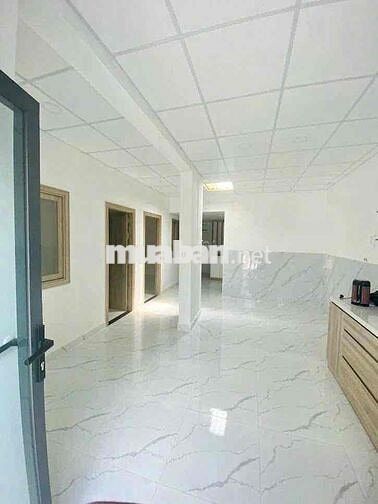 Cho thuê nhà Sân vườn kdc Cư xá điện lực,/đs 2,p.Trường Thọ 12tr TL