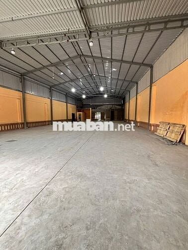 Xưởng Mặt Tiền DT743 Gần Vòng Xoay An Phú 750m2 Cho Thuê